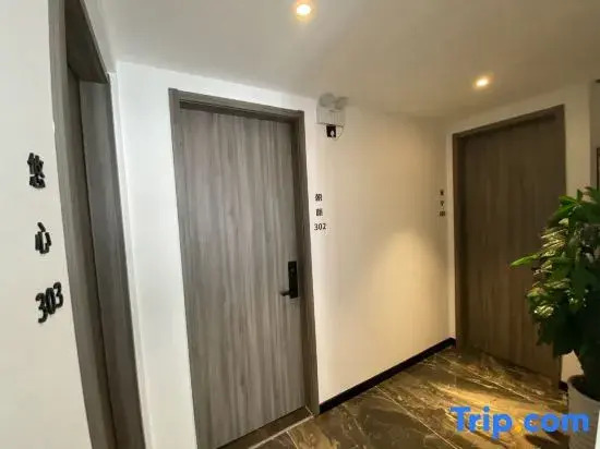 Lin Hai City Thumb Lnn