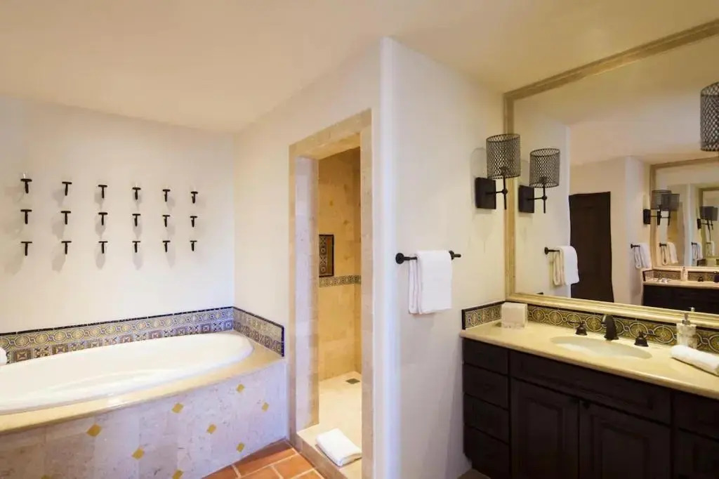 "Amalfi" 4 BDR Residence at Ultra Lux Hacienda!