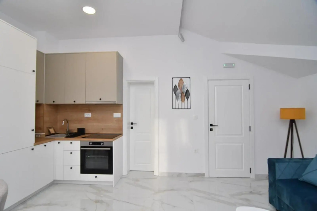Apartments Šišević