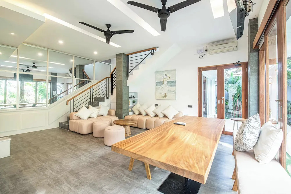 Beautiful 3BR Center Seminyak