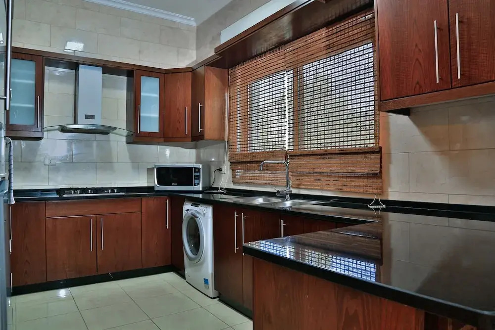 Modern & Hillview Terrace