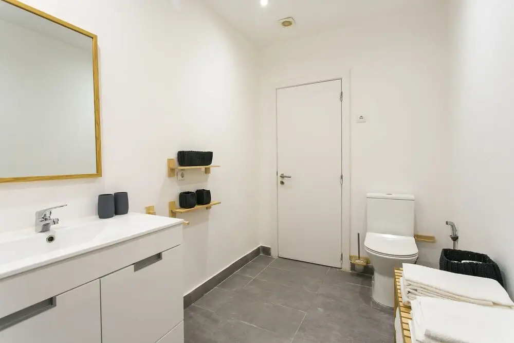 5 Bedroom Apartment near Av Liberdade