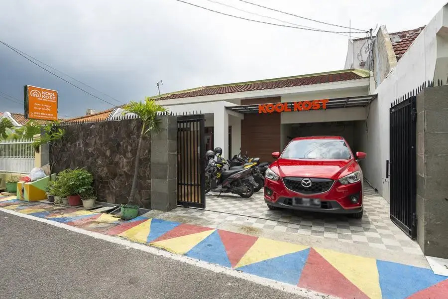 KoolKost near RSAL Surabaya