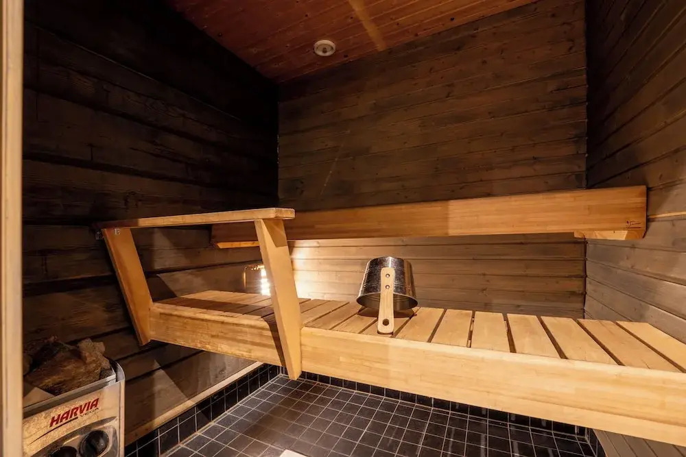 Comfy Cabin in Tahko  with Hot Tub. Private Sauna
