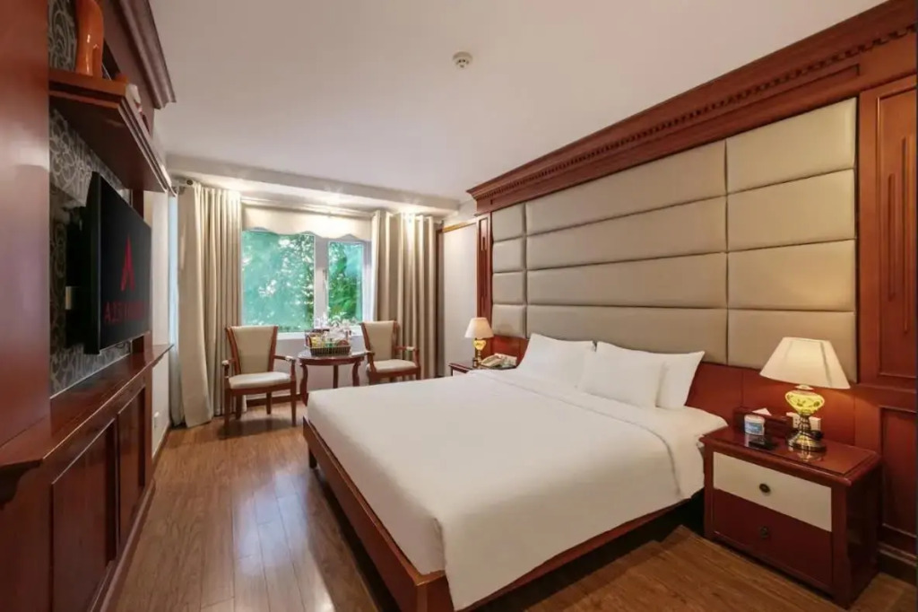 A25 Premium Hotel - 23 Quán Thánh