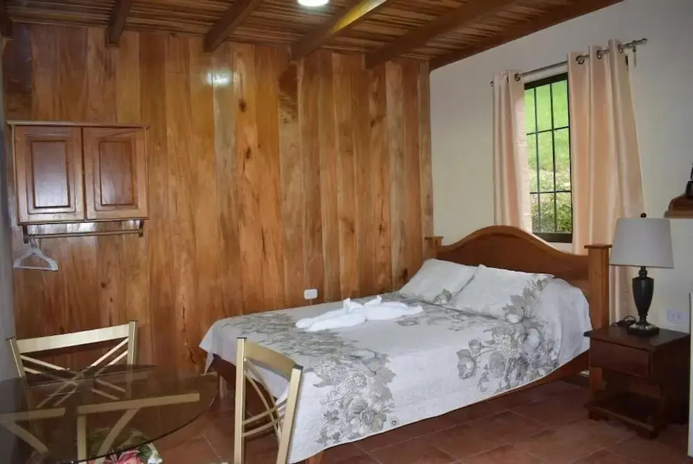 Monteluna Studios Monteverde