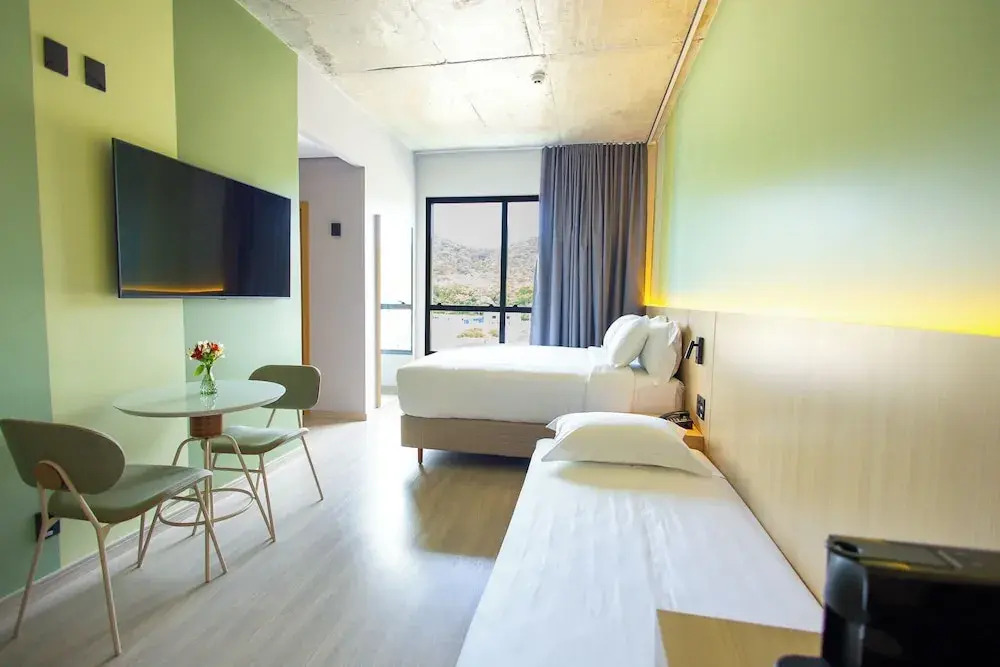 Liwe Hotels