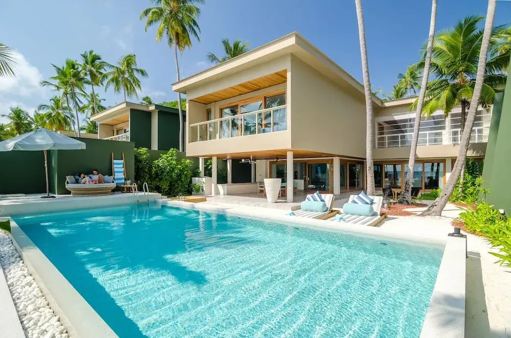 Residence by Amilla