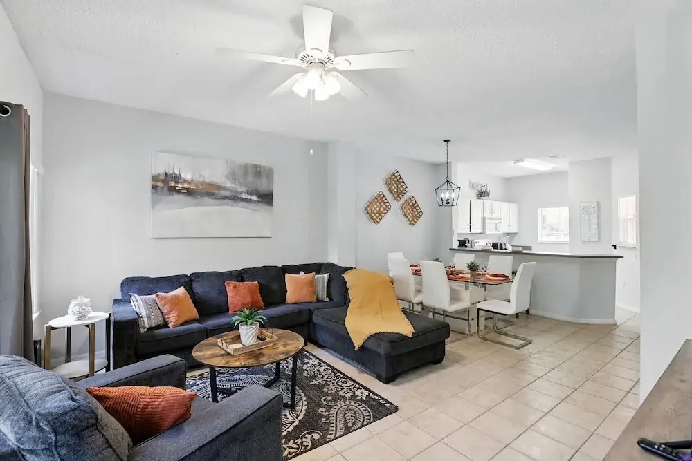 Disney Charm, Steps From Pool and Clubhouse!