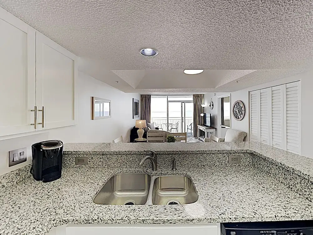 2000 Myrtle Beach - 2 Br Condo