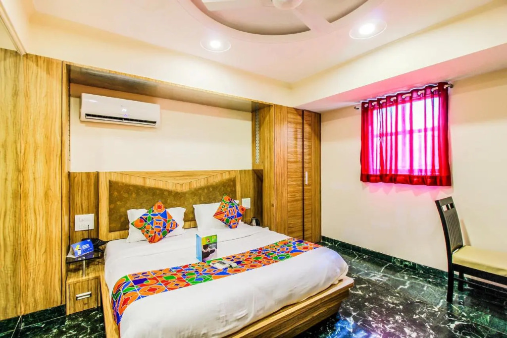 Fabhotel Sahar Garden
