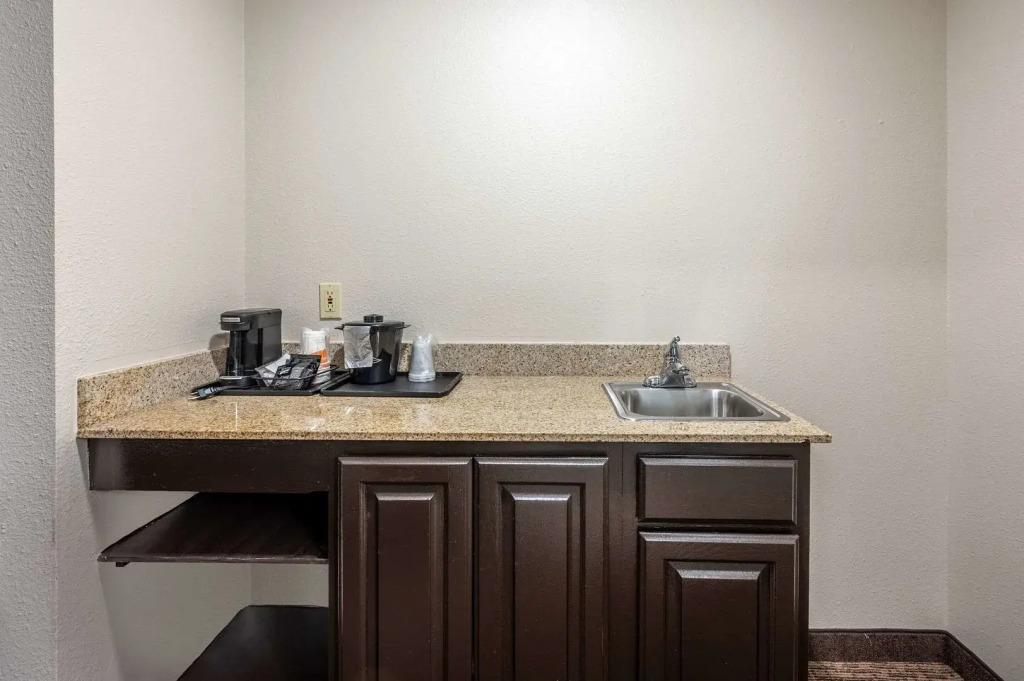 Sleep Inn & Suites