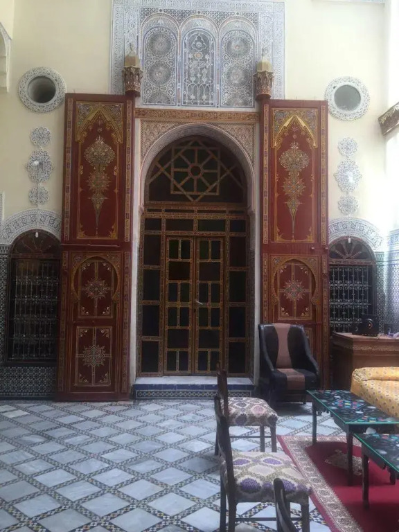 Dar El Karaweiene