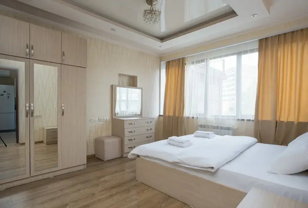 Stay Inn на ул. Саят-Нова, 33