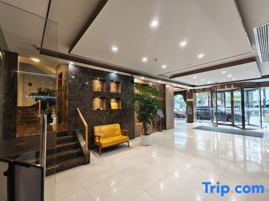 Youting Hotel Shanghai (Beiwaitan Ningguo Road Subway Station Branch)