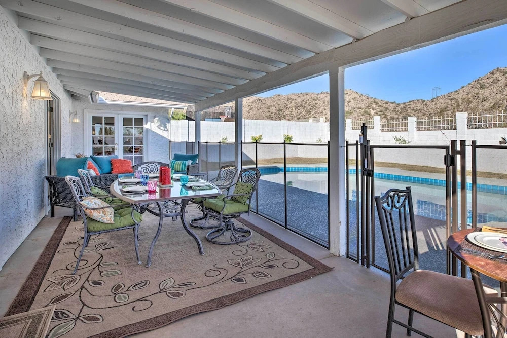 Heated Pool, Views, & Trail Access: Phoenix Escape