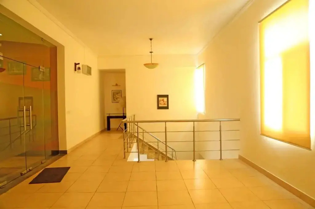 Hotel Rajmahal