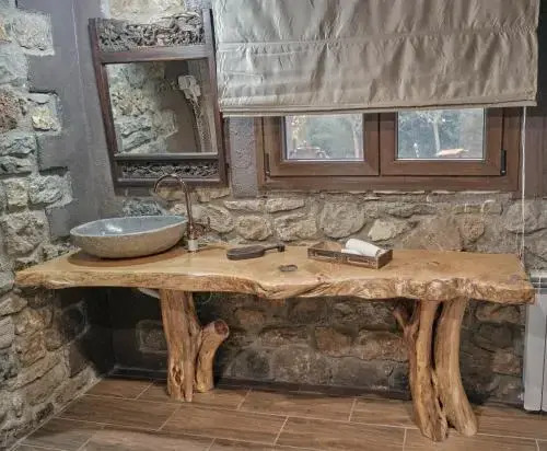 Chalet 1 Bedroom 1 Bathroom - Kalavryta