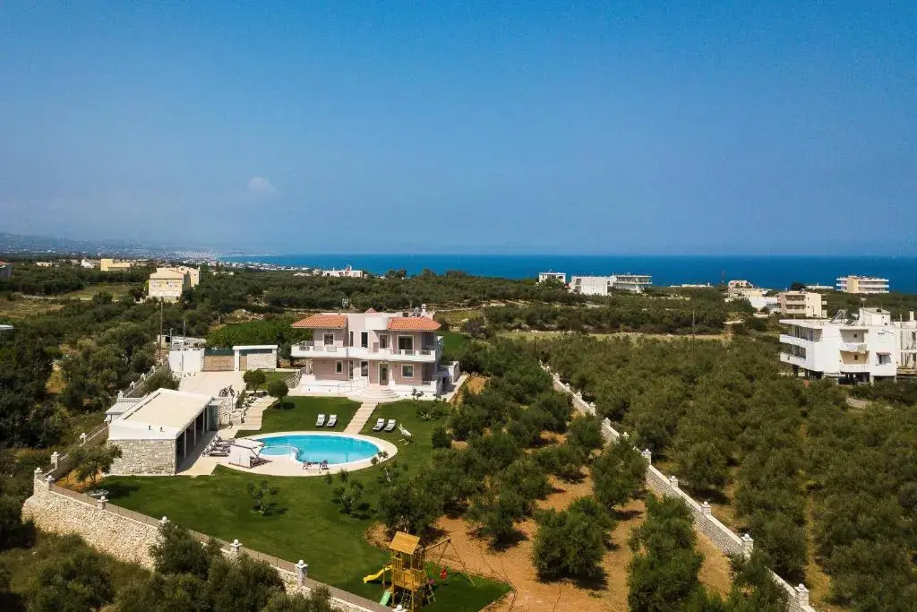 Aelia Residence, Wellness & Leisure with Heated Pool, By ThinkVilla