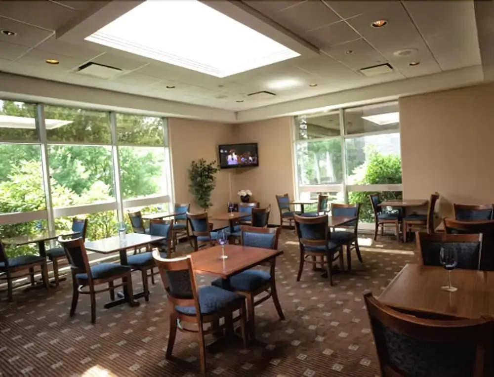 Nichols Village Hotel and Spa