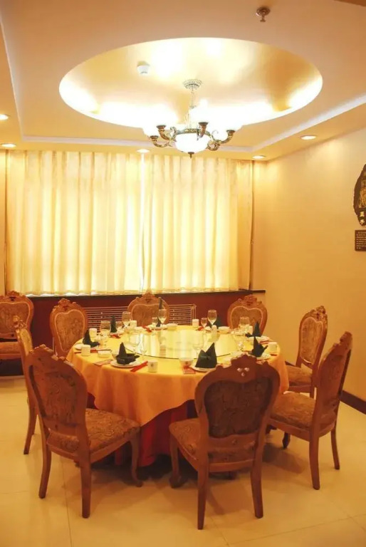 Xuefu Hotel(蓬莱学府大酒店)