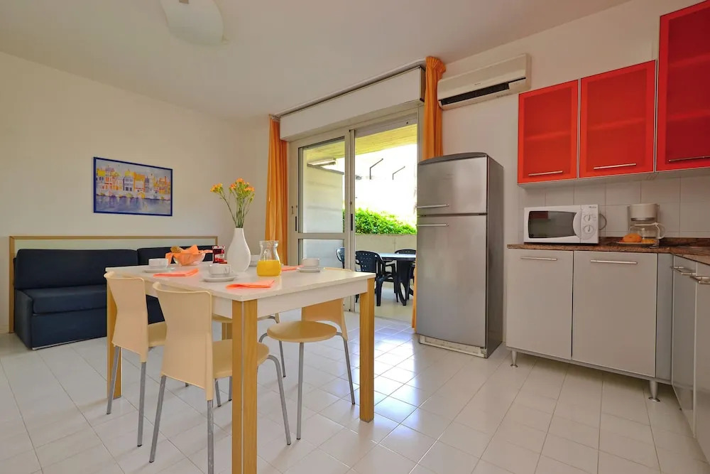 Ideal Equipped Retreat With Pool