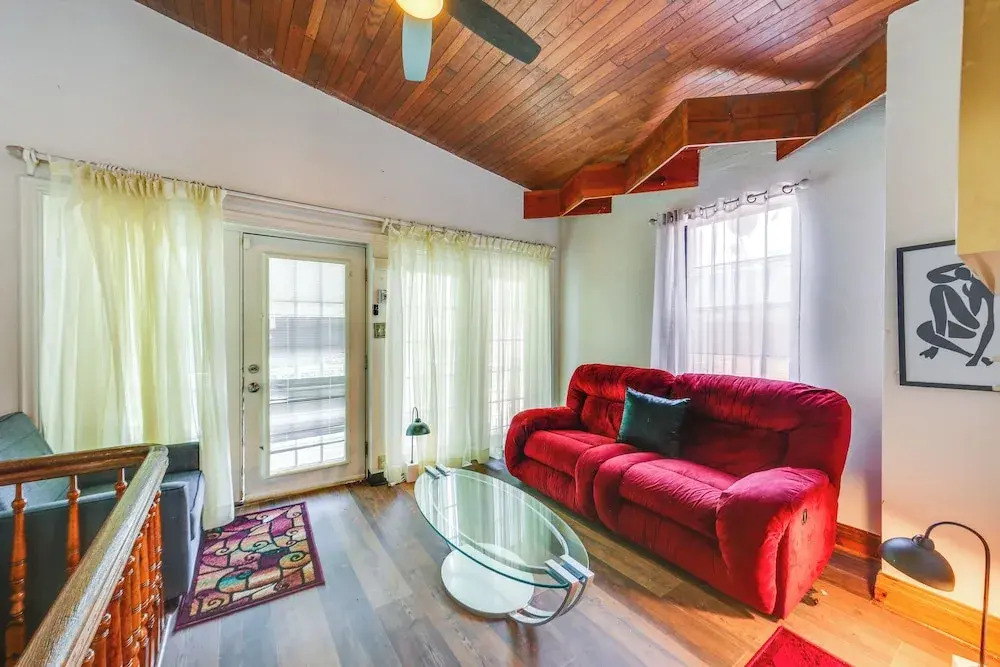 2 Mi to Dtwn Pittsburgh: Family-friendly Townhome!