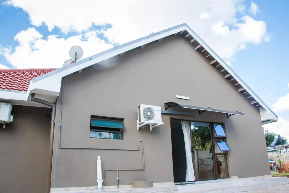 Neat one Bedroom in Morningside Guesthouse - 2089