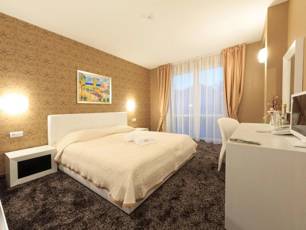 Agusta Hotel, Garden & SPA