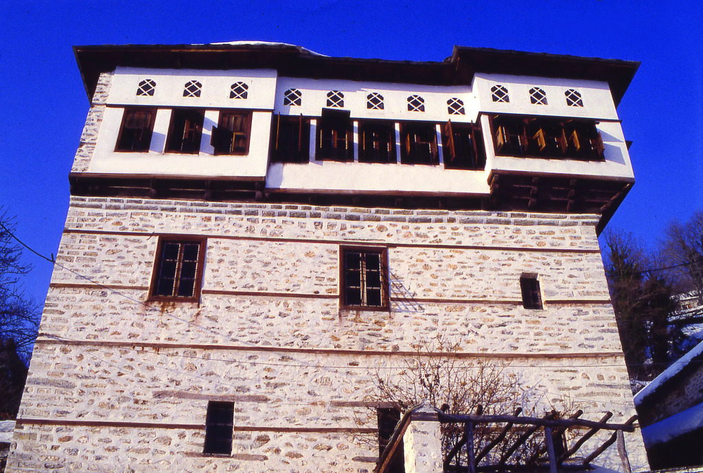 Santikos Mansion, Santikos Collection