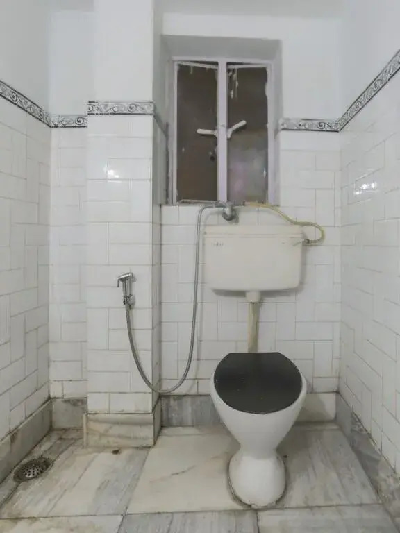Hotel Rajmahal Inn By OYO Rooms