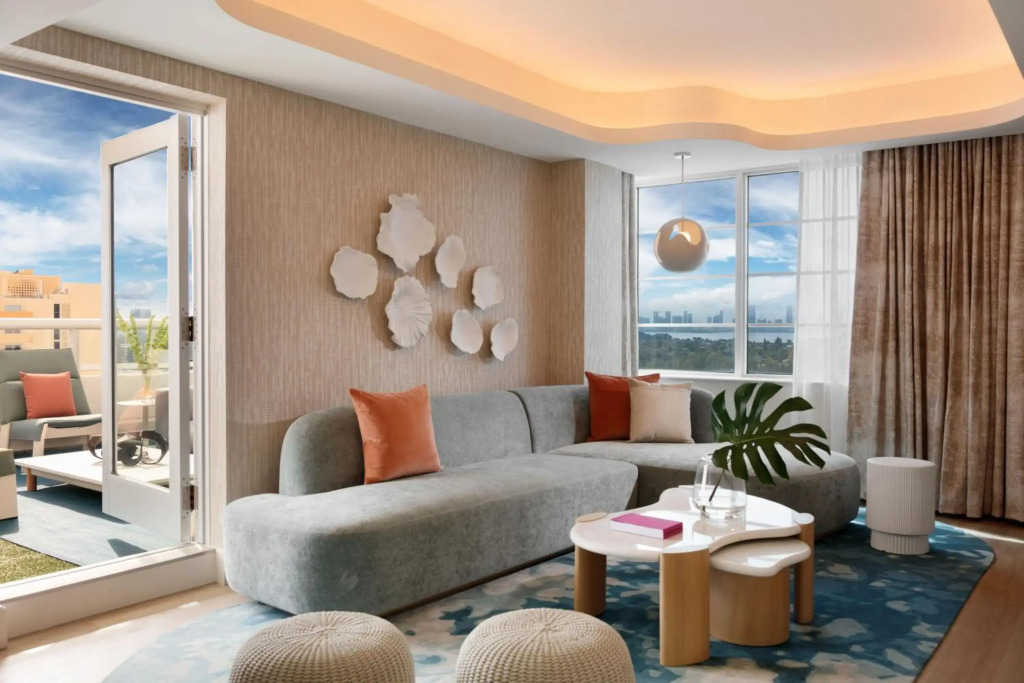 Курорт Andaz Miami Beach Resort & Spa