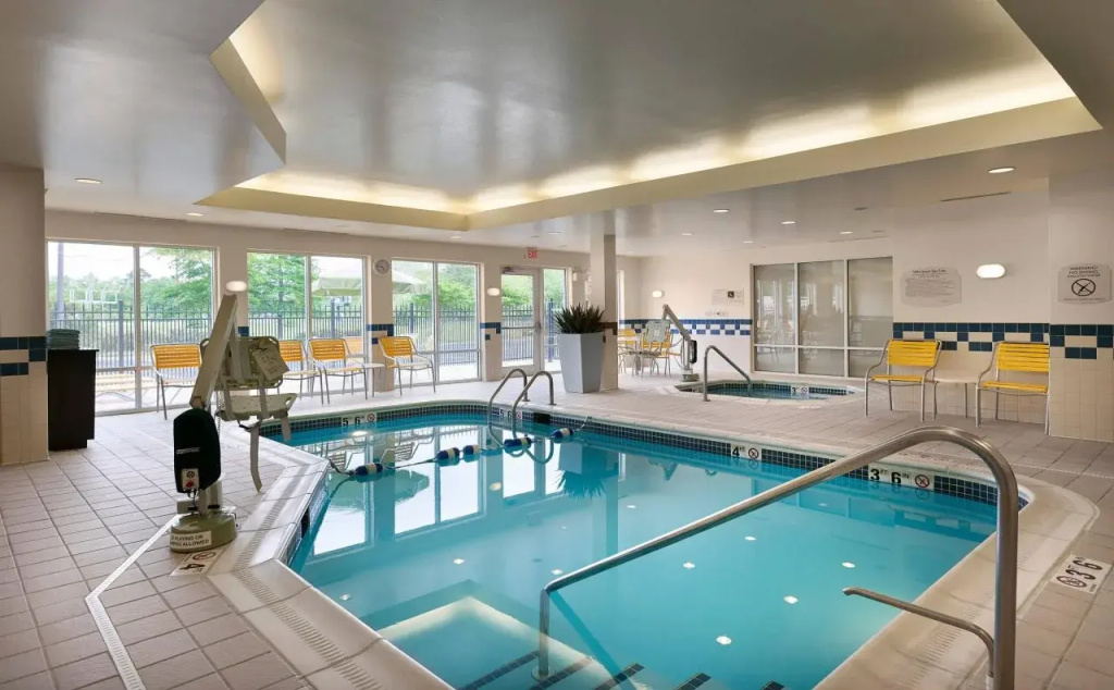 Fairfield Inn & Suites Elizabeth City