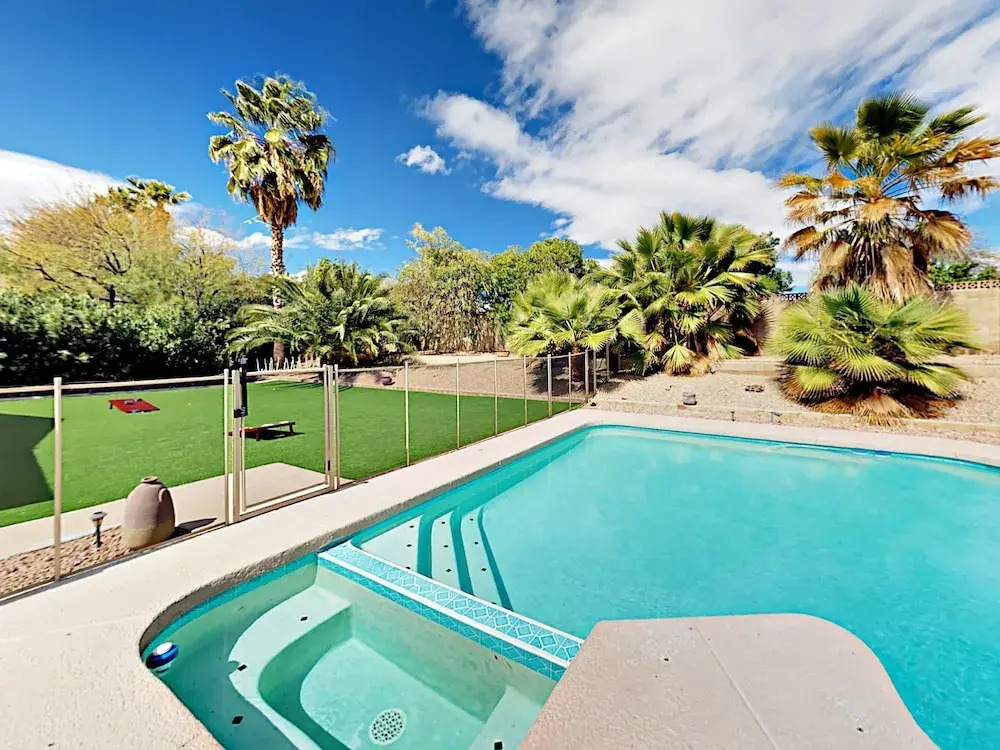 5630 E Waltann Lane Home 4 Bedrooms 2.5 Bathrooms Home