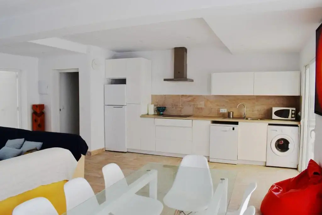 Sancti Petri House
