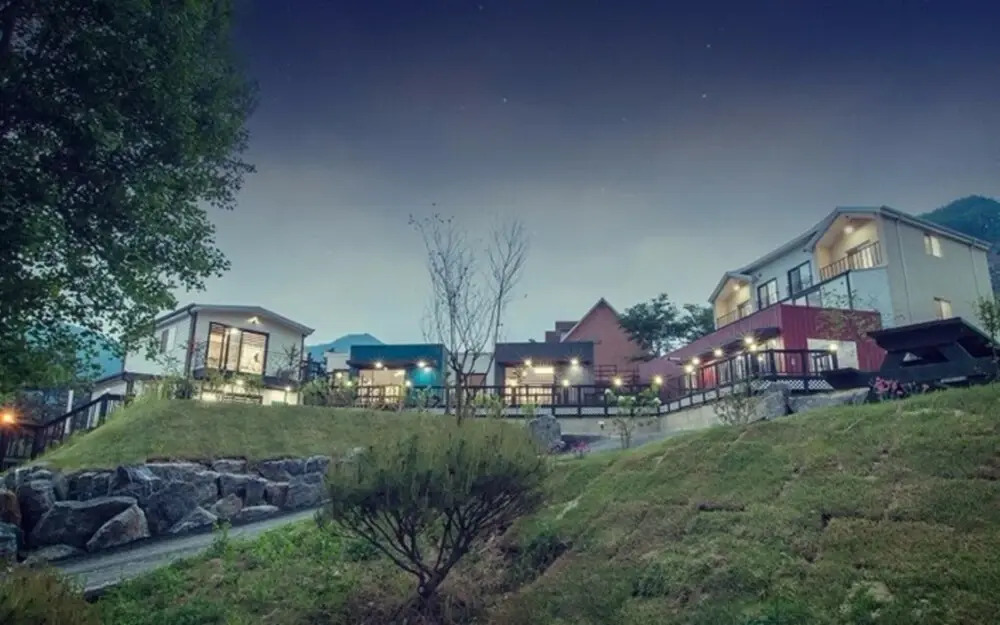 Pocheon la VIE En Rose Pension