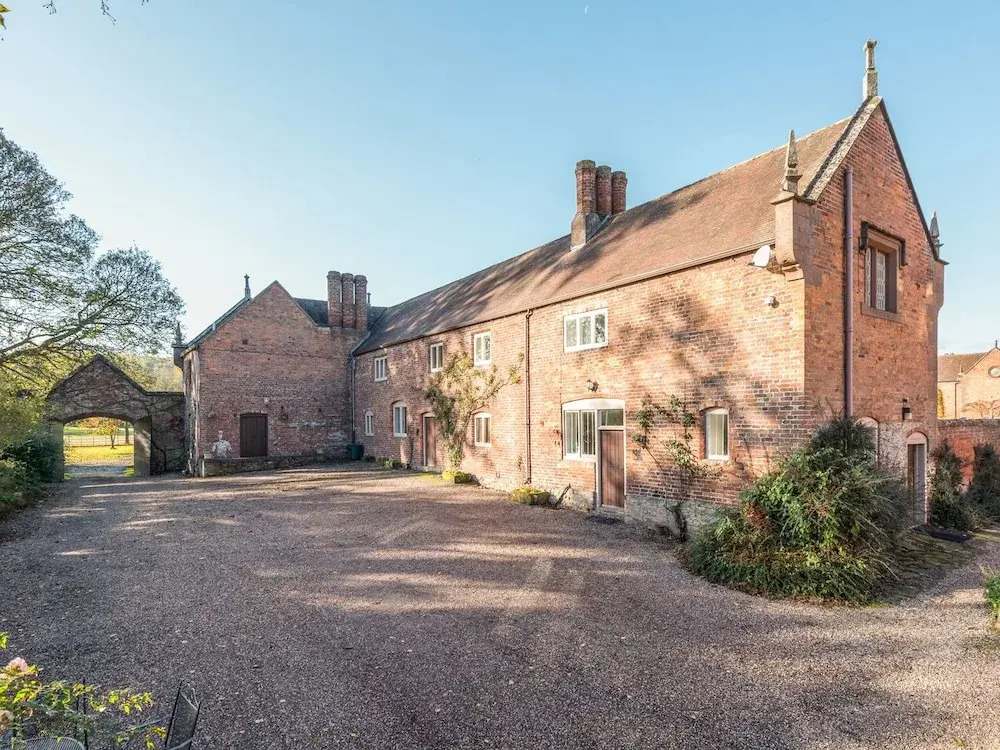 Wyvern House