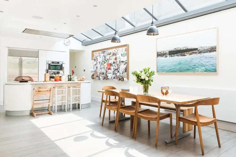 Spacious And Stylish 3BR Apartment Near Paddington.