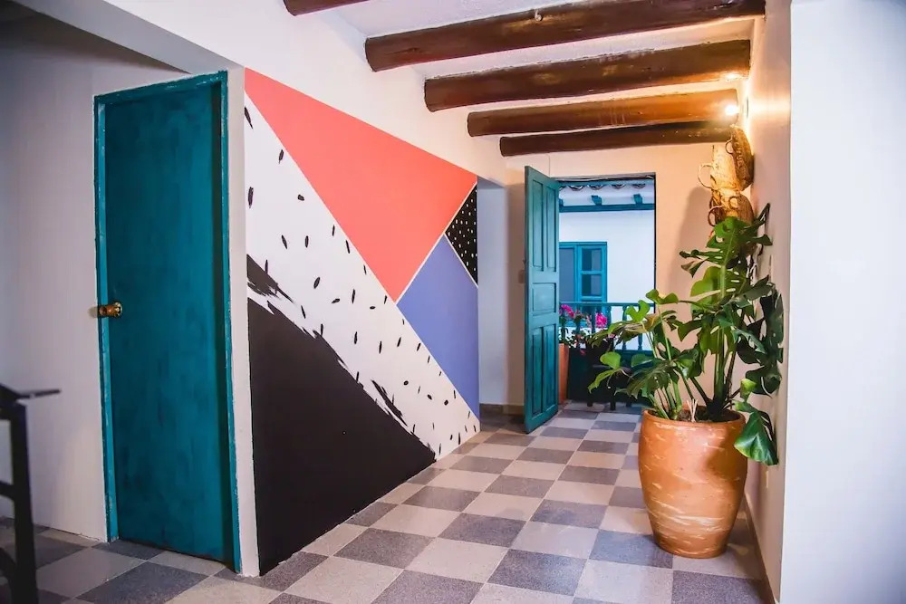 Hostal Tourist Home