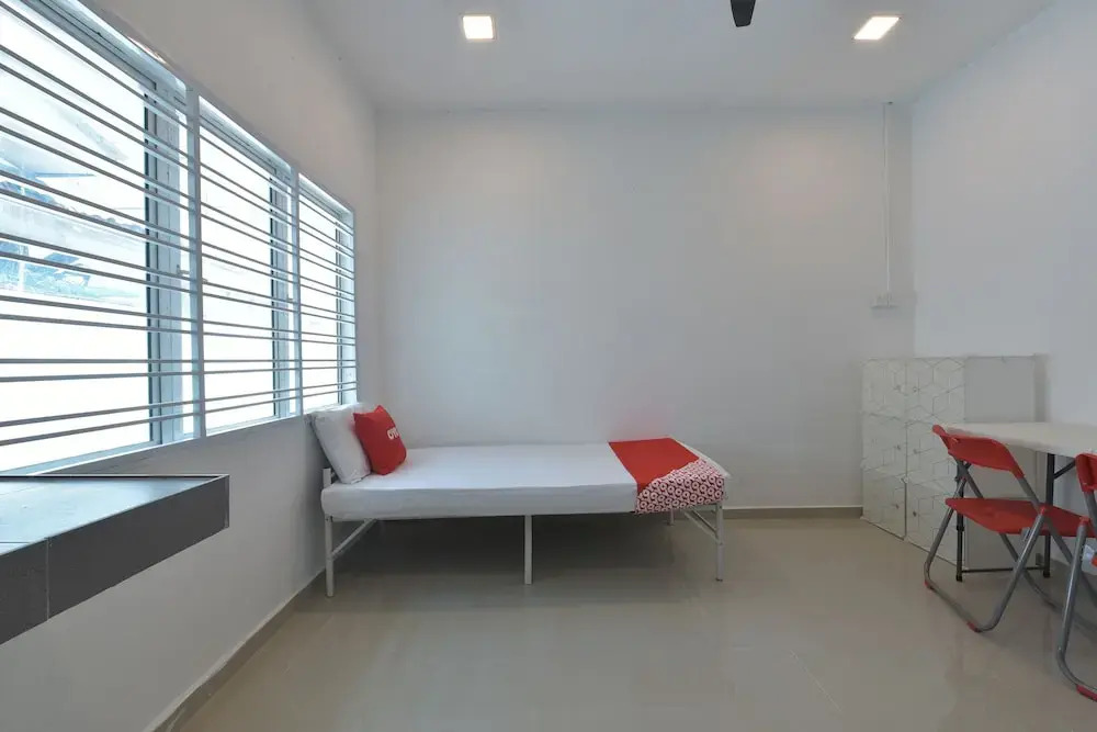 OYO 90889 Narasindo Cottage