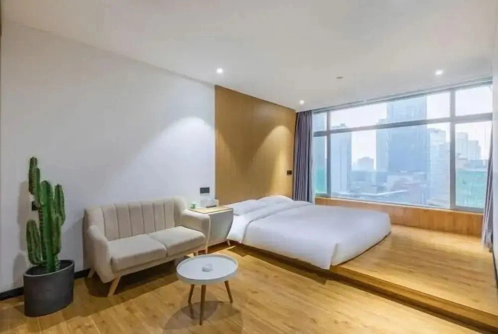 Laizhu Landmark No. 1 Hotel