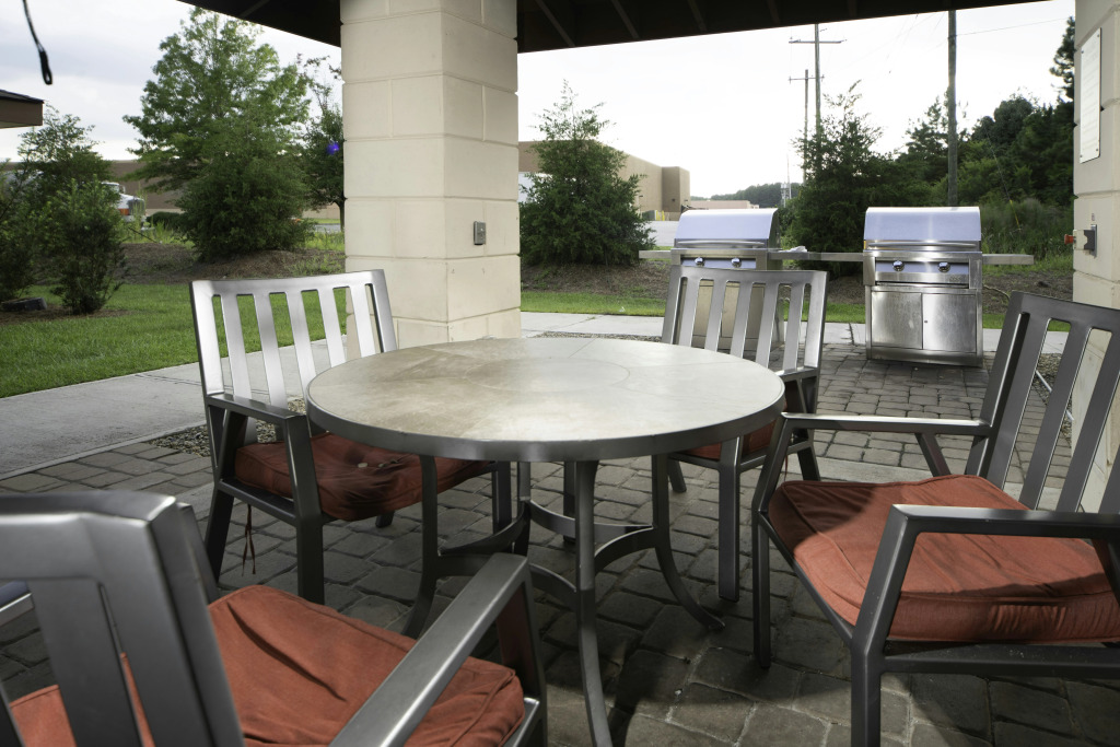 Staybridge Suites - Summerville by IHG