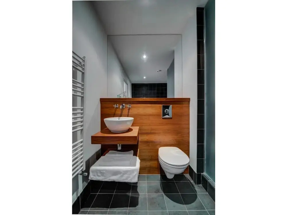 Stunning, Huge and Elegant apt for 6 in Manchester