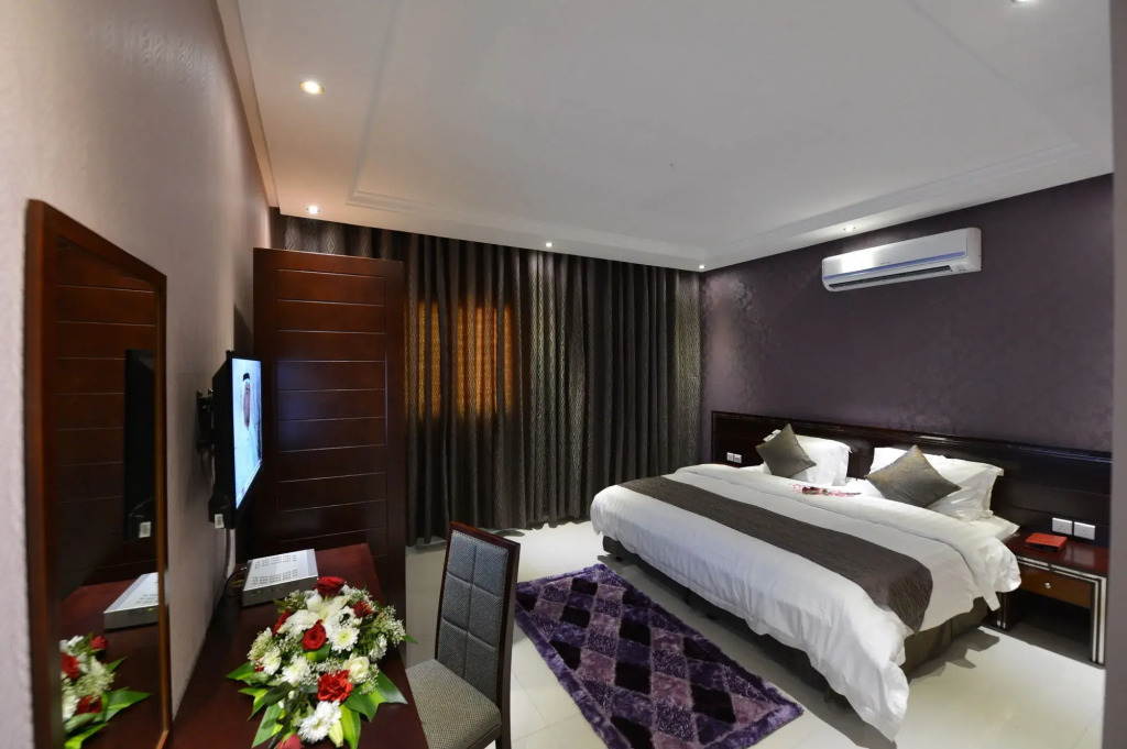 Lafontaine AlShrooq Suites