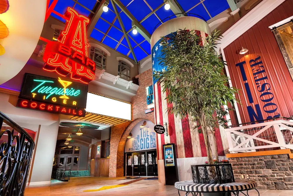 The Brook at Turning Stone Resort Casino