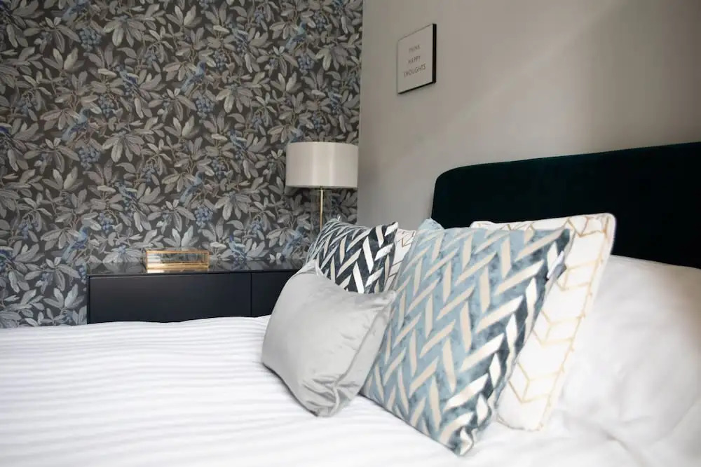 York Minster-3 Bed-sleeps 6-fireplace-free Parking