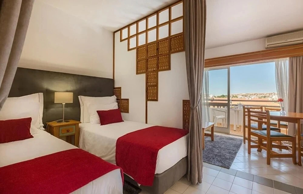 Fun Aparthotel Studio