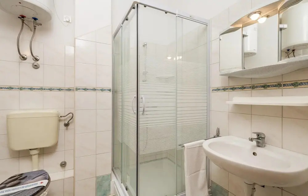 Nice Apartment in Bosana With Wifi and 1 Bedrooms