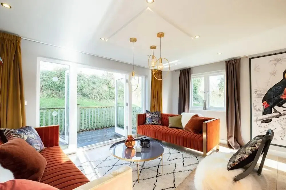 Trewhiddle Retreat V5 by Together Travel - Luxury 4-Bedroom Villa