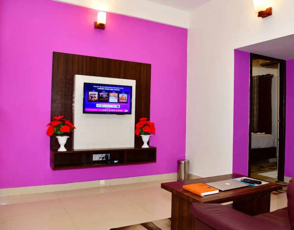 Hotel Omicron 1 BHK Studio room